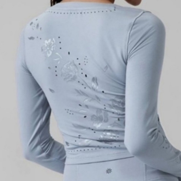 Athleta Shanti Eyelet Top Begonia Blue longsleeve - Picture 2 of 10